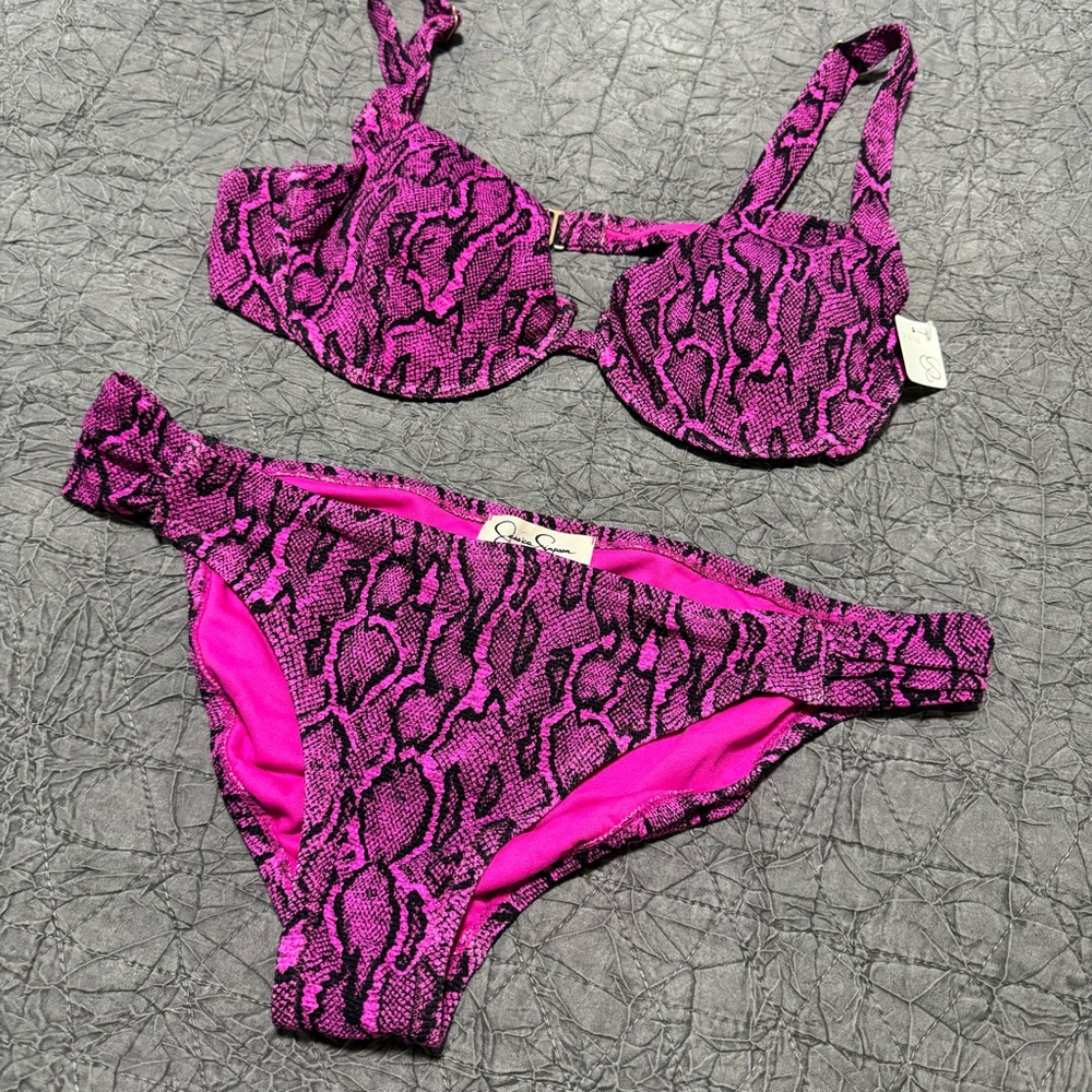 NEW Jessica Simpson Pink Magenta Snake Print Ribbed Bikini Set Underwire Top